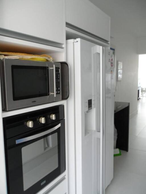 Apto De 3 Dorm De Frente Ao Mar Guaruja Luaran gambar